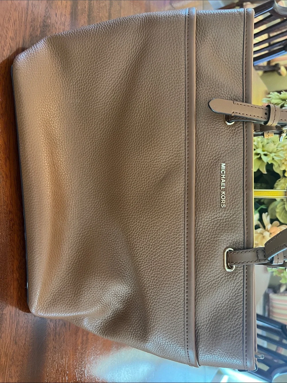 Michael Kors Winston Large Zip Top Pocket Tote Bag
